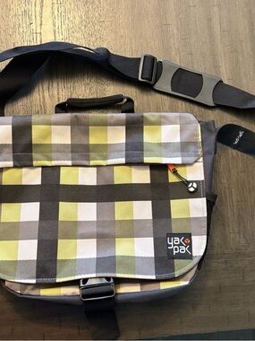Yak Pak Green and Gray Plaid Crossbody Messenger Bag
